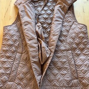 Lands' End Quilted Houndstooth-Patterned Sleeveless Vest in Taupe